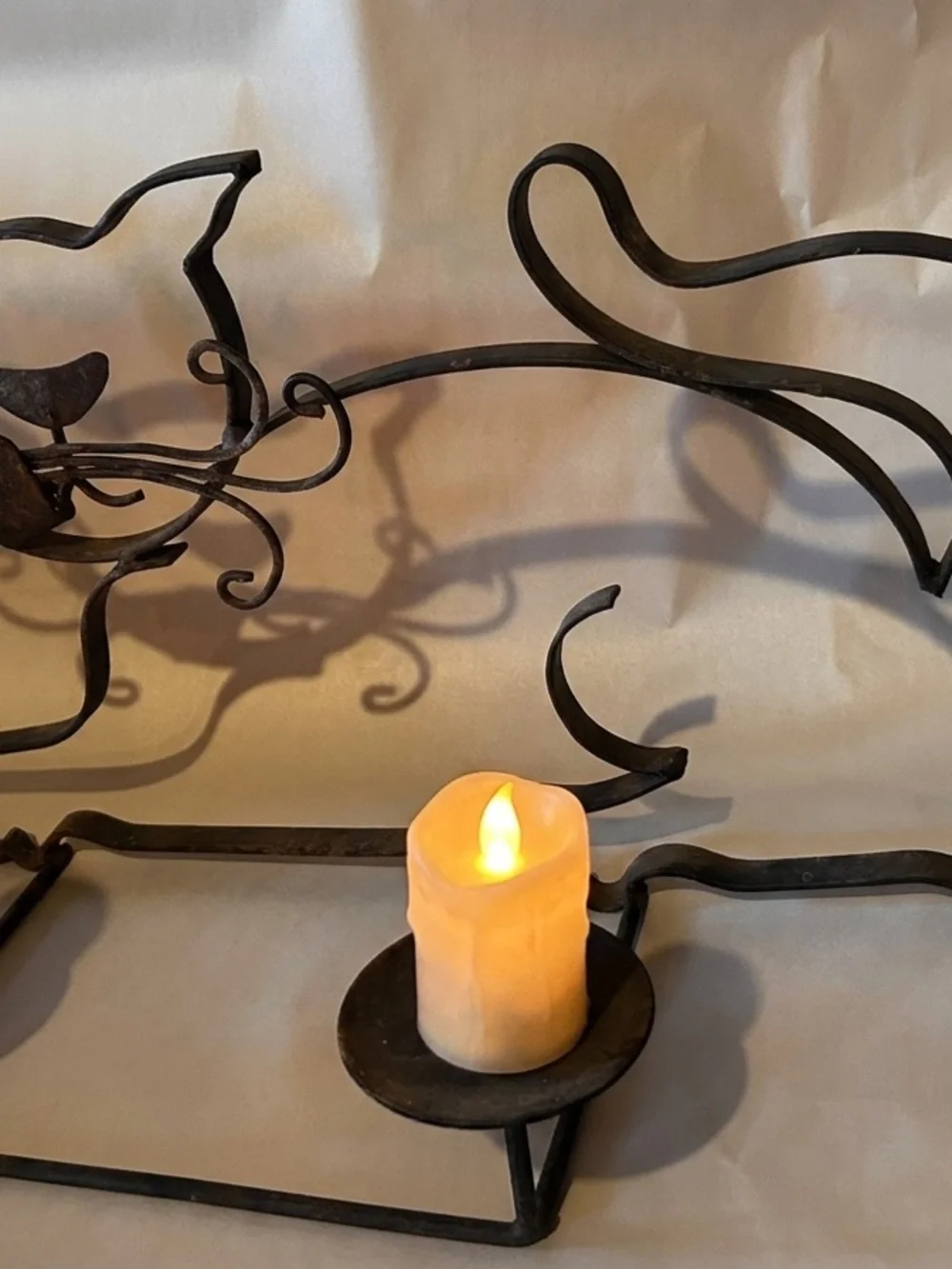 Freestanding Metal Whimsical Cat Candle Holder 18x7x10